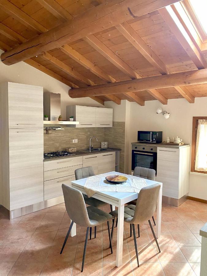 Casa Vacanze Raggio Di Sole Apartment Valeggio sul Mincio Luaran gambar