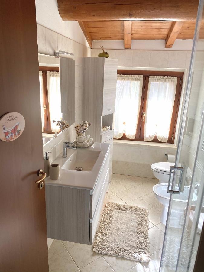 Casa Vacanze Raggio Di Sole Apartment Valeggio sul Mincio Luaran gambar